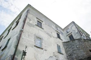 Rehabilitar un edificio antiguo cumpliendo la ley